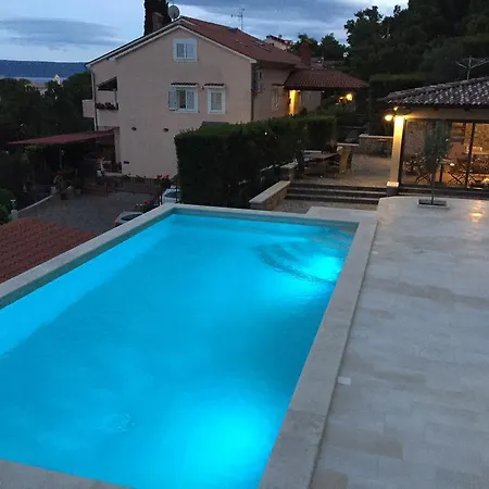 Smjestaj -sobe Pia * Mošćenička Draga